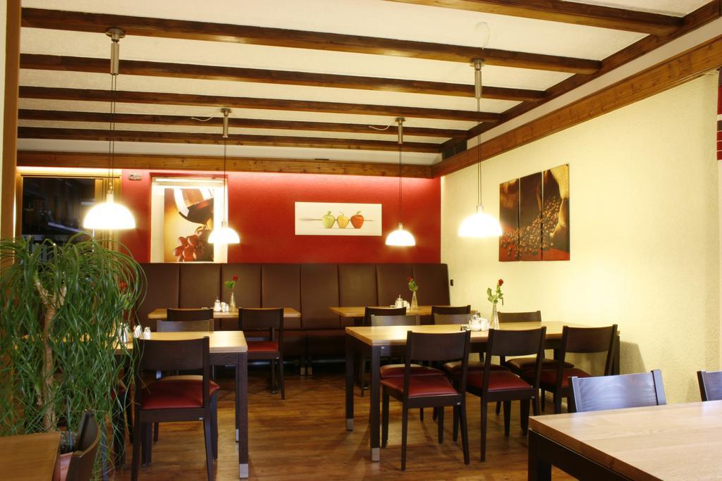 Saaletal Pension & Ferienwohnungen Bad Bocklet Dış mekan fotoğraf